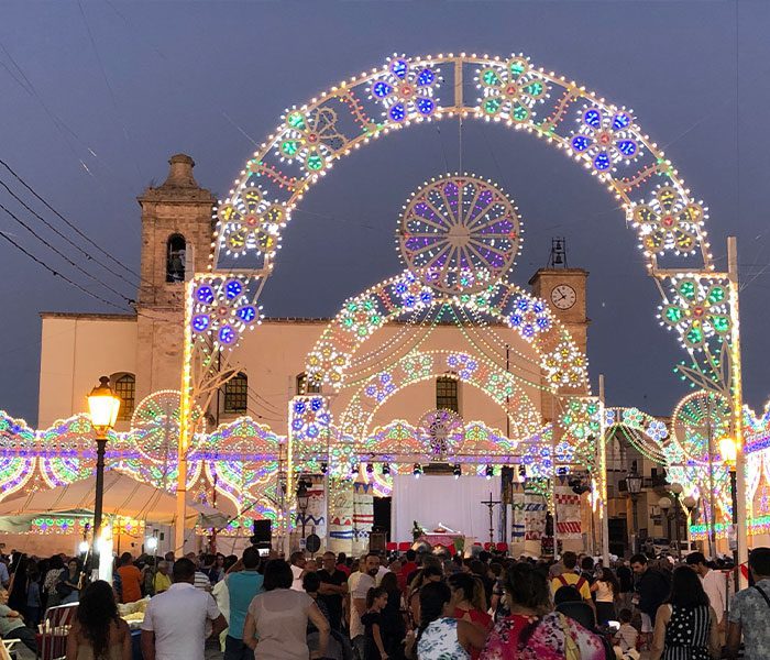 Luminarie Pugliesi: Storia e Tradizione nel Cuore del Salento